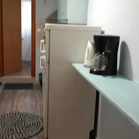 Apartment Romantically Allured Next To The Center *