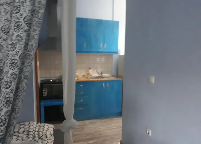 Romantically Allured Next To The Center Appartement