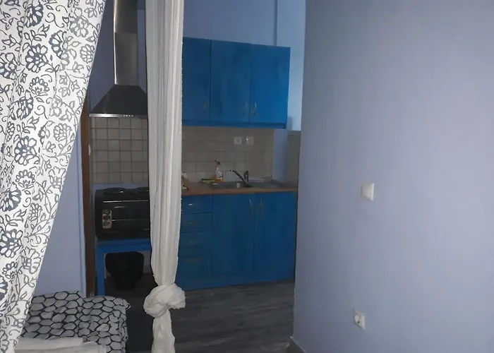 Romantically Allured Next To The Center Thessaloniki