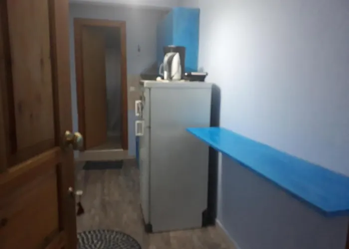 Romantically Allured Next To The Center Tessalónica