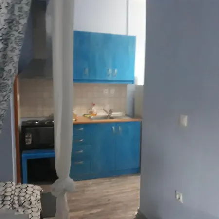 Romantically Allured Next To The Center Apartament